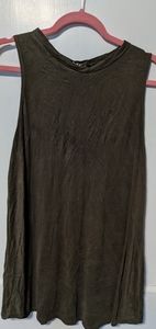 ✨BUNDLE 3+ tanks for $5 each!! Long flowy tank top